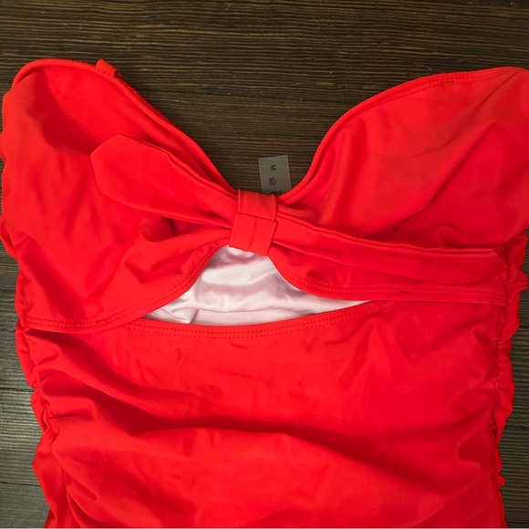 New! Womens Red Monokini Red One Piece Swimsuit, removable straps/padding Medium - Picture 5 of 8